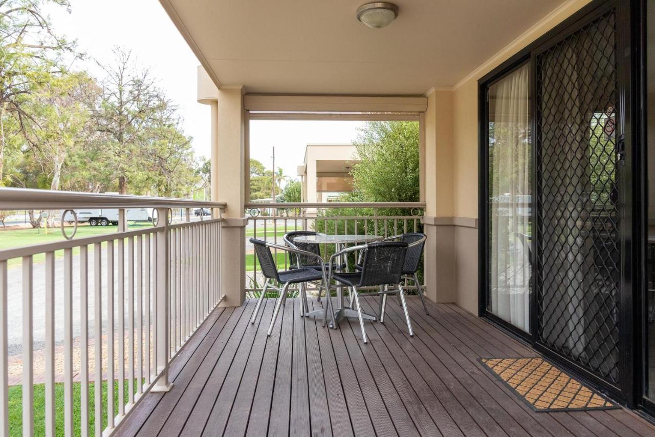 Berri Riverside Holiday Park מראה חיצוני תמונה