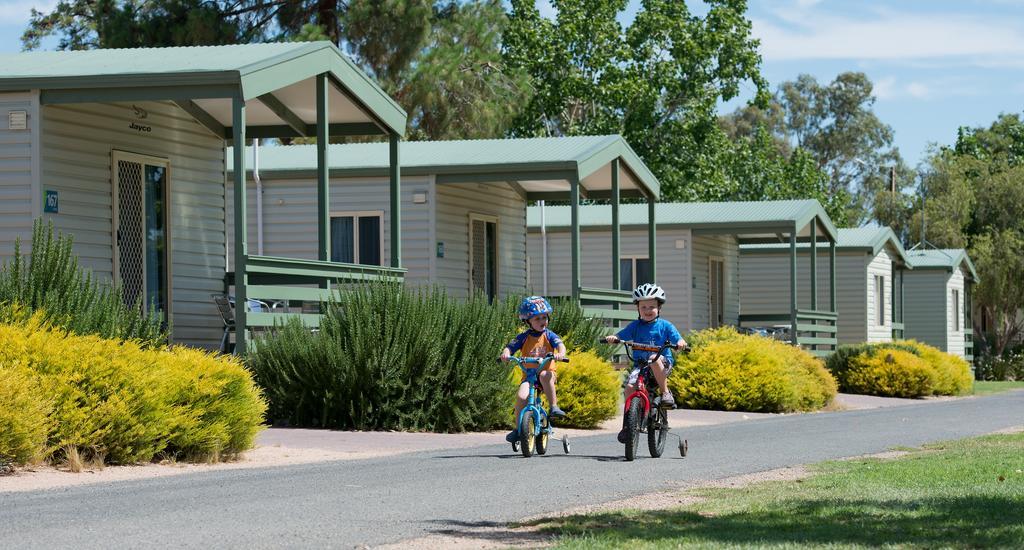 Berri Riverside Holiday Park מראה חיצוני תמונה